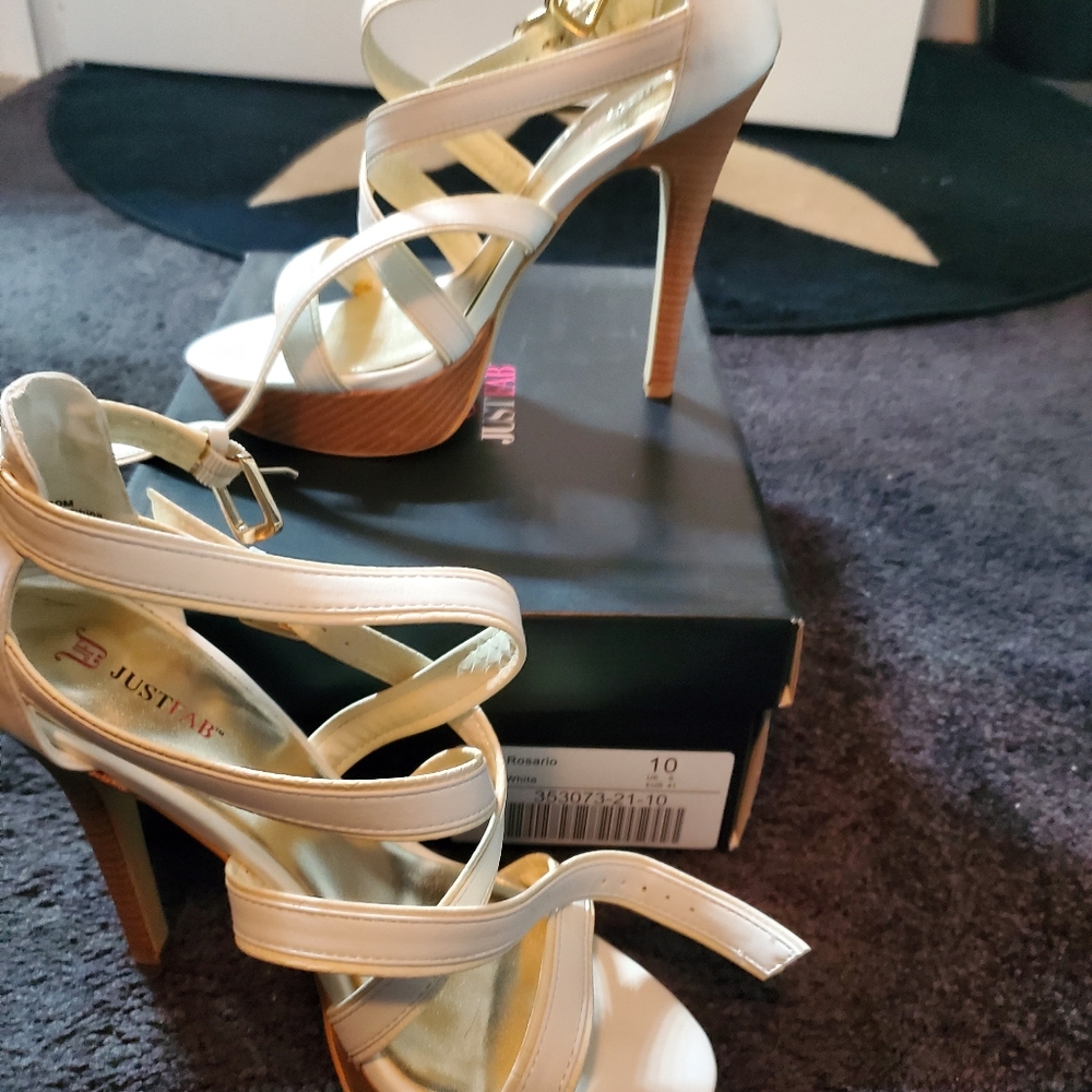 Heels - Picture 8 of 8